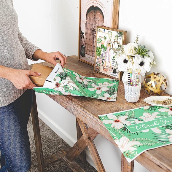 25 10X13 Poly Mailers Flowers Thank You Shipping Envelopes Bags PRICE IS FIRM - Picture 6 of 11